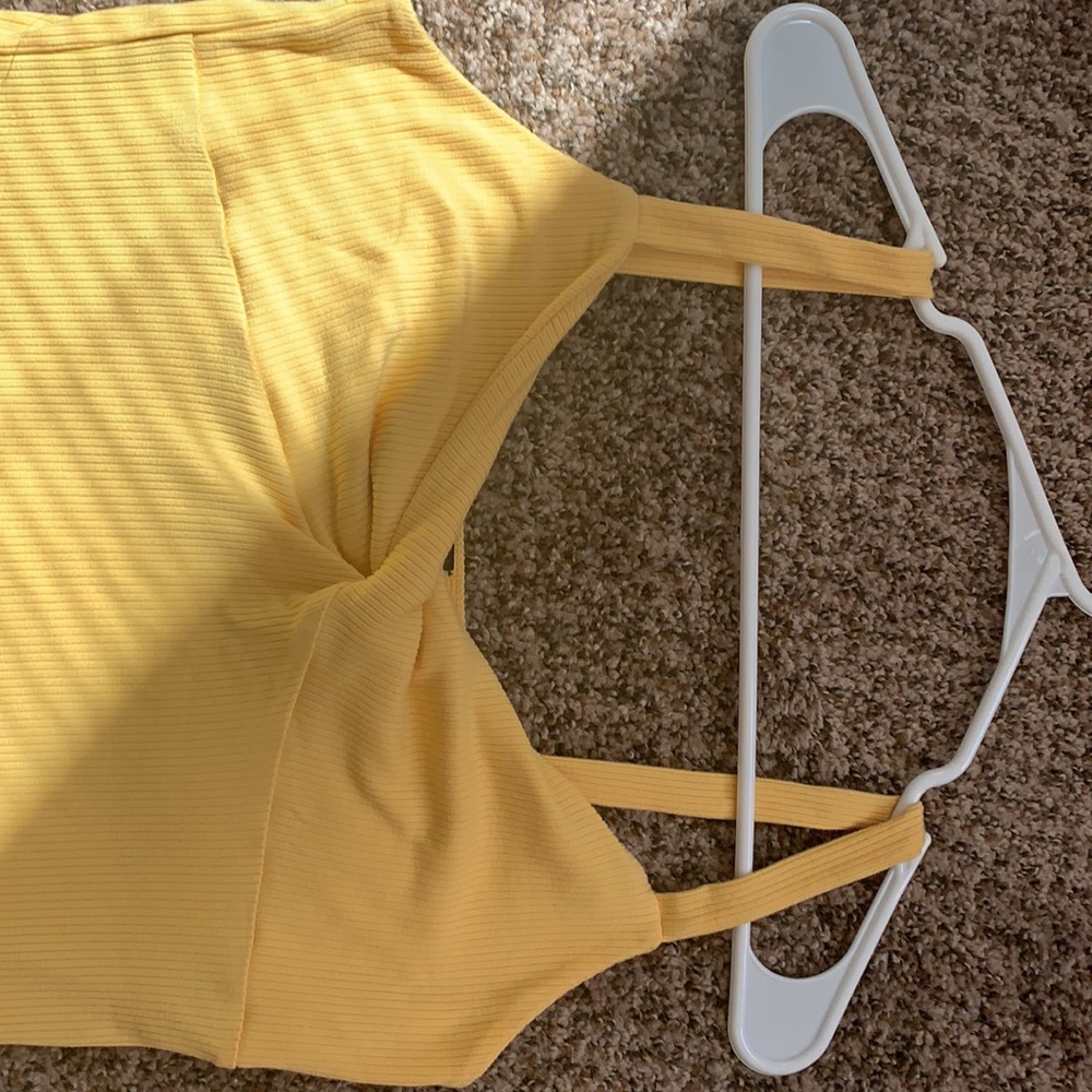 Butter yellow twist front midi dress - Picture 2 of 6